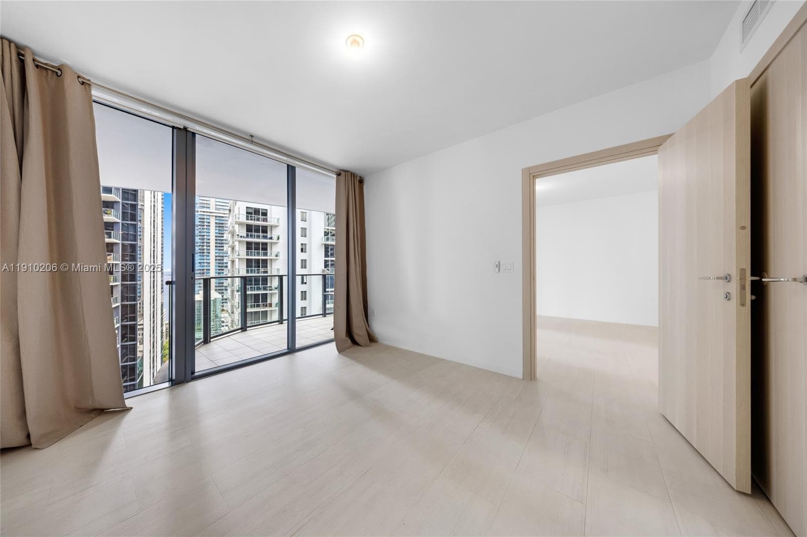 Brickell Flatiron Unit 3103 condo rented at 1000 Brickell Plz # 3103, Miami, FL 33131