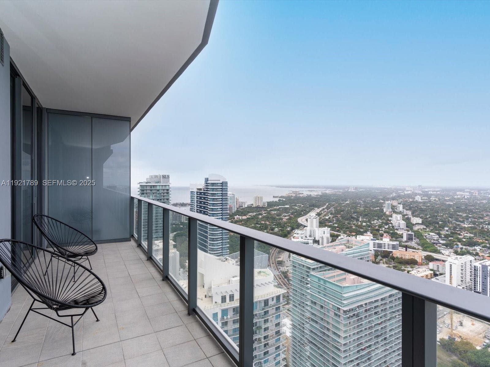 Brickell Flatiron Unit PH5706 condo sold at 1000 Brickell Plz # PH5706, Miami, FL 33131