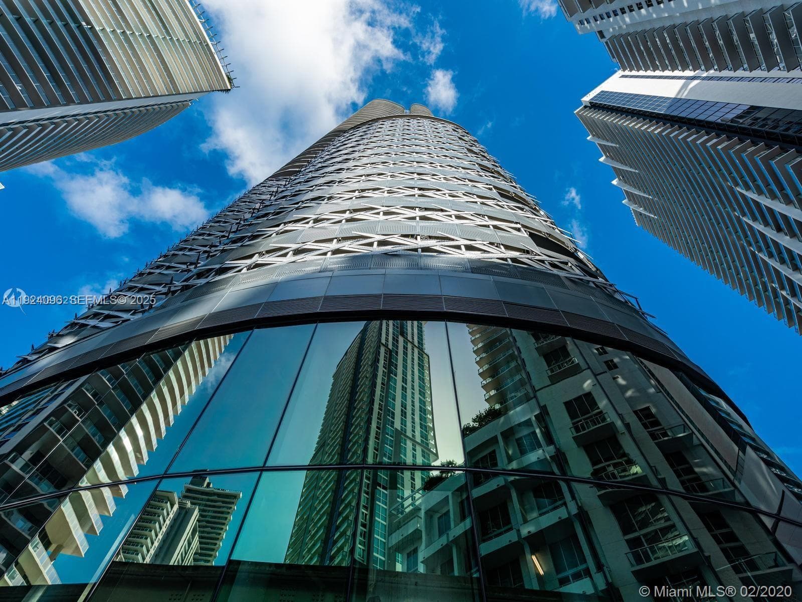 Brickell Flatiron Unit 3501 condo rented at 1000 Brickell Plaza # 3501, Miami, FL 33131