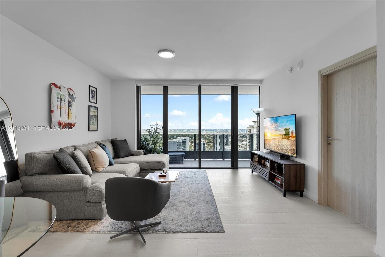 Brickell Flatiron Unit 3610 condo rented at 1000 Brickell Plaza # 3610, Miami, FL 33131