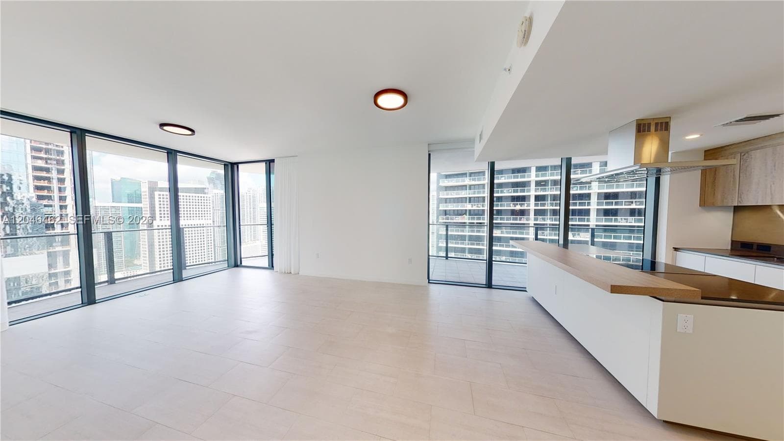 Brickell Flatiron Unit 3915 condo pending at 1000 Brickell Plaza # 3915, Miami, FL 33131
